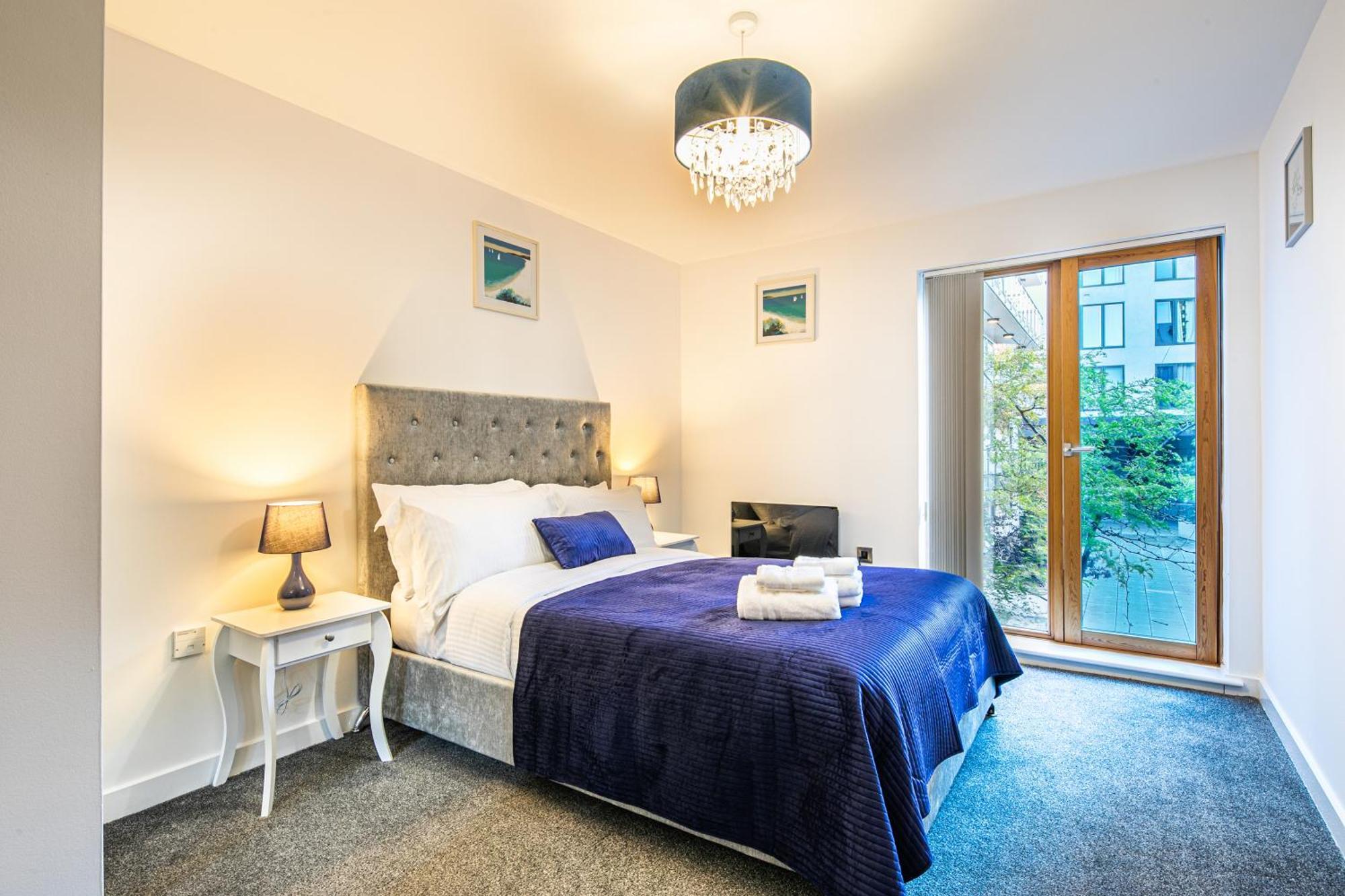 Stylish 2 Bed Apt 18 - City Centre, Free Parking, Espresso Machine & Netflix - Hosted By Stay Host Save Sheffield Kültér fotó