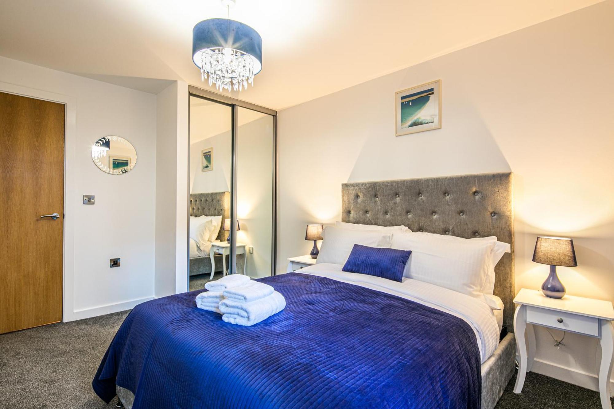 Stylish 2 Bed Apt 18 - City Centre, Free Parking, Espresso Machine & Netflix - Hosted By Stay Host Save Sheffield Kültér fotó